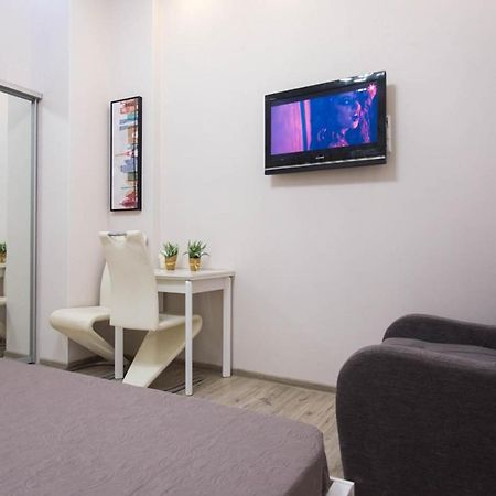 New Apartments In The City Center - Kuznechna Str. 26/1 คาร์คิฟ ภายนอก รูปภาพ